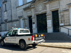 La Escuela Normal restringe el ingreso de mochilas tras las amenazas de bomba.