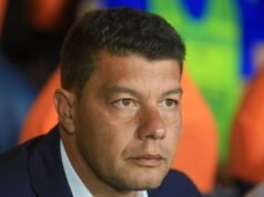 Battaglia aboga por la unidad en Boca y pide un DT con experiencia