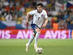 Inglaterra pierde a Livramento para el Mundial y convoca a Chalobah