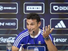La emotiva reacción de Scaloni ante la pregunta de Palermo antes del debut argentino
