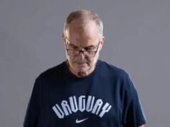 Marcelo Bielsa se despide de la selección uruguaya tras decepcionante Mundial
