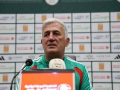 Petković elogia a Messi tras la derrota de Argelia