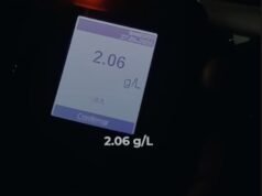 Un conductor de 69 años asegura que tomó un remedio, pero da positivo con 2,06 g/l de alcohol