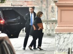El oficialismo se reúne en la Casa Rosada para reactivar proyectos legislativos