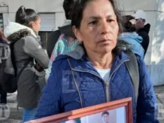 La familia de Axel González pide justicia en la fiscalía