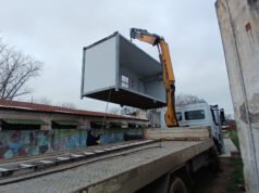 SAN PEDRO : Llegaron nuevas aulas modulares a Los Cazadores para ampliar la capacidad de la comunidad educativa.