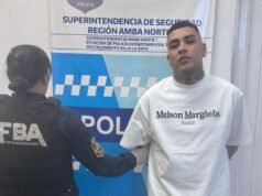 Callejero Fino sigue detenido tras declarar por portación ilegal de arma
