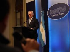 El Gobierno argentino descarta impacto en relaciones con Brasil tras la salida del embajador