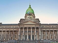 La bicameral de Presupuesto se reunió en un despacho libertario en medio de críticas