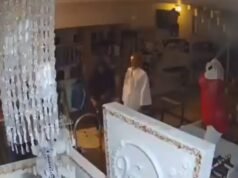 SAN PEDRO / VIDEO / Entró de madrugada a un comercio y robó varias prendas: todo quedó filmado.
