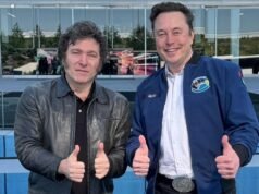 Agenda cargada: Milei se reúne con Tesla y honra a un can antidrogas