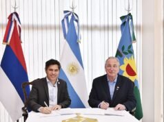 Kicillof y Passalacqua firman acuerdos en Misiones y critican a Milei