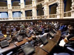 La Cámara de Diputados de Buenos Aires defiende la inmunidad legislativa tras denuncia del juez Atencio