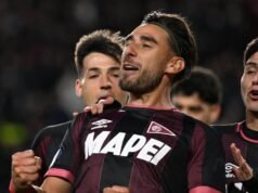 Lanús se impone a Estudiantes y avanza a puestos de playoffs