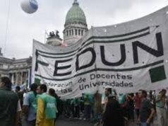 Los docentes universitarios inician un nuevo paro en defensa de sus derechos