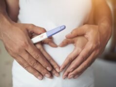 Louise Brown, la pionera de la FIV, destaca avances en fertilidad en Buenos Aires