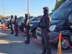Operativo policial revela estupefacientes en colectivos de hinchas antes del Boca-Vélez