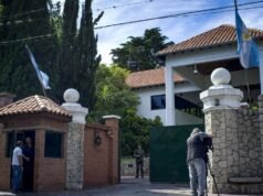Revelan seguro que incluye al intendente de Olivos como ‘catering’