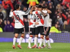 River y Huracán se enfrentan en un choque crucial por los playoffs