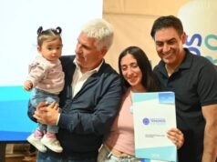 Rodríguez Saá denuncia favoritismo en entrega de viviendas por parte de Poggi
