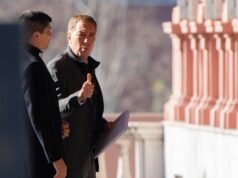 Santilli se reúne con los gobernadores Cornejo y Orrego en la Casa Rosada