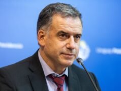 Yamandú Orsi desmiente rumores sobre cable submarino entre Malvinas y Montevideo