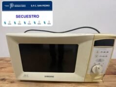 SAN PEDRO : La Policía secuestró un microondas descartado por un hombre que escapó.