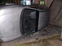 SAN PEDRO : Perdió el control de su auto y terminó volcando en Martín Fierro al 1400.