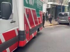 Accidentes viales en Buenos Aires: un auto terminó dentro de un ex banco
