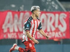 Barracas Central se acerca a los playoffs tras vencer 2-1 a Estudiantes de Río Cuarto