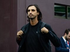 Bryan Ruiz seguirá al mando de la Selección de Costa Rica ante Argentina