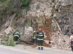 Corte total en la Ruta 40 por desmoronamiento en Villa La Angostura