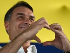 Detienen avión de Flávio Bolsonaro en Iguazú que intentó salir como vuelo sanitario