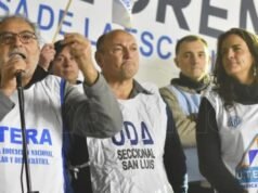Docentes de San Luis temen represalias por reclamos salariales