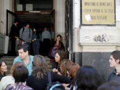 El Ministerio de Capital Humano investiga amenazas a alumnas de Carlos Pellegrini