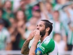 El Real Betis se impone con contundencia ante Osasuna y se mantiene en la cima de LaLiga