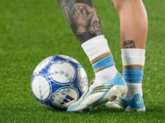 Emotivo homenaje en el último calentamiento de Messi con la selección argentina
