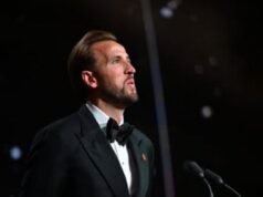 Harry Kane se lleva el Balón de Oro y sueña con inspirar a las nuevas generaciones
