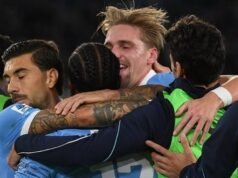 Lazio se aferra a la cima de la Serie A tras vencer a Parma