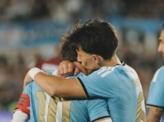 Lisandro Martínez se despide de Messi con un emotivo homenaje en redes