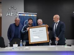 Messi recibe el Doctor Honoris Causa de la UBA antes de su despedida