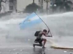 Milei enfrenta desafíos en el Congreso mientras se proyecta internacionalmente