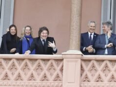 Milei se reúne con su Gabinete y evita pronunciarse sobre la victoria de Lula en Brasil