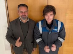 Milei y Abascal se saludan, pero no habrá reunión en Madrid