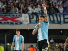 Otamendi marca en la emotiva despedida de Messi en la Selección