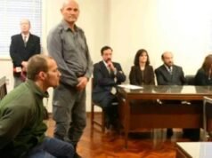 Un hombre con condena por homicidio es detenido por robar un perfume