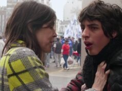 Valentina Bassi critica la Ley de Emergencia en Discapacidad durante movilización